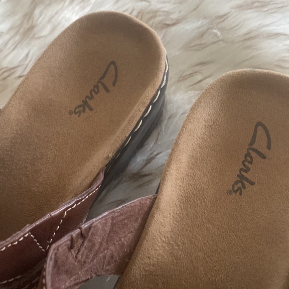 Women's Clark Sandals  Size 10 M - Picture 5 of 7